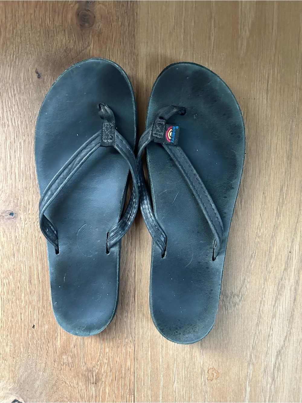 Women's Rainbow Narrow Strap Sandals - Black Leather Flip Flops - Size L